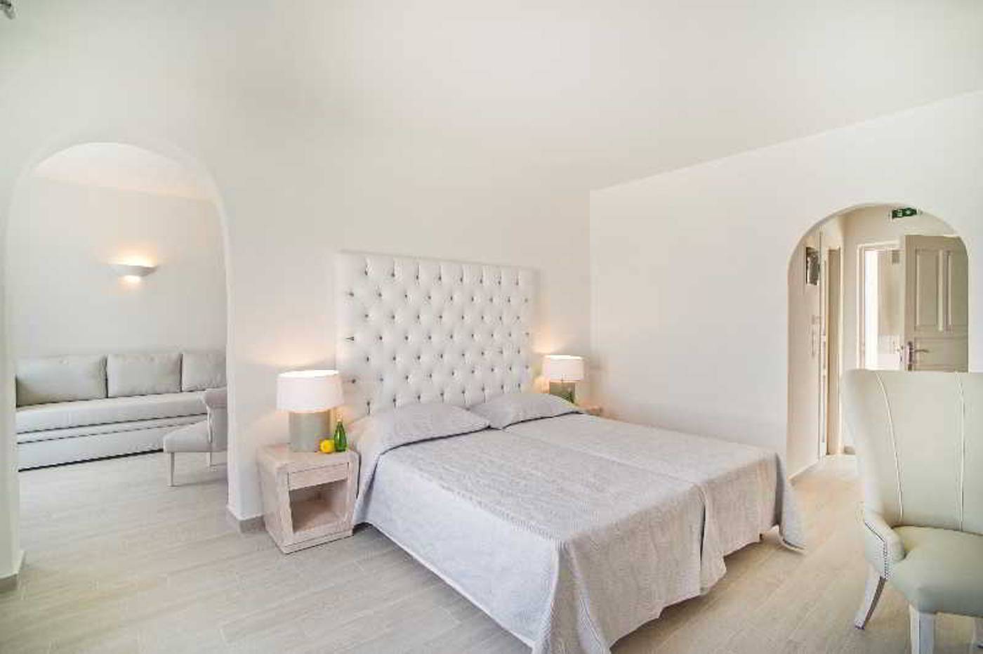 Santorini-Palace-Room-17