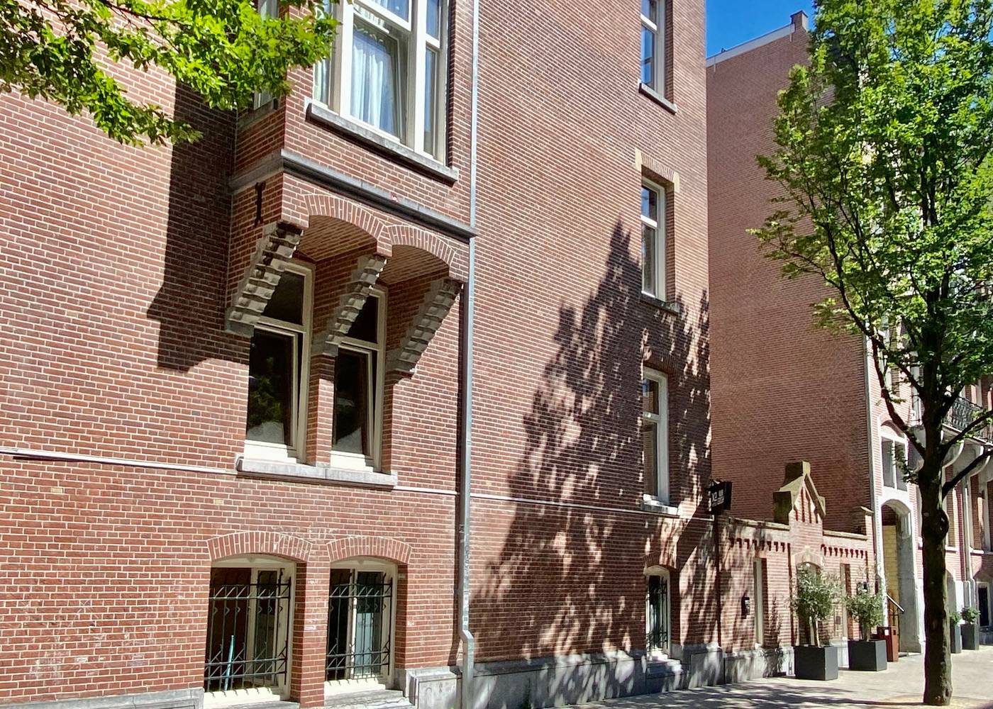 Hotel-Van-Gogh-General-view-31