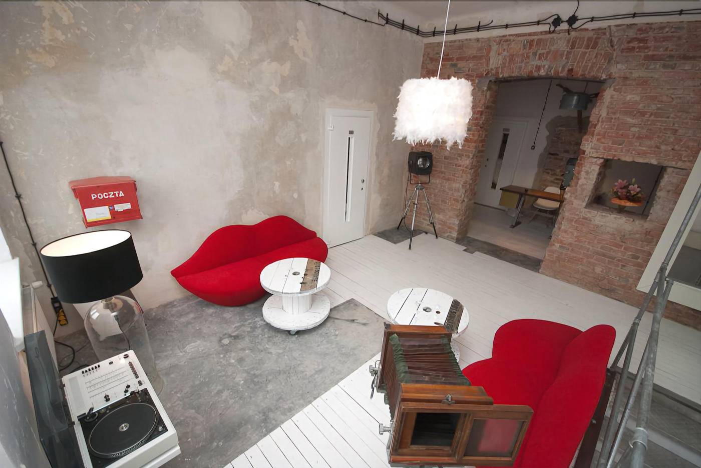 Sen-Pszczoly-Loft-Hotel-Lobby-27