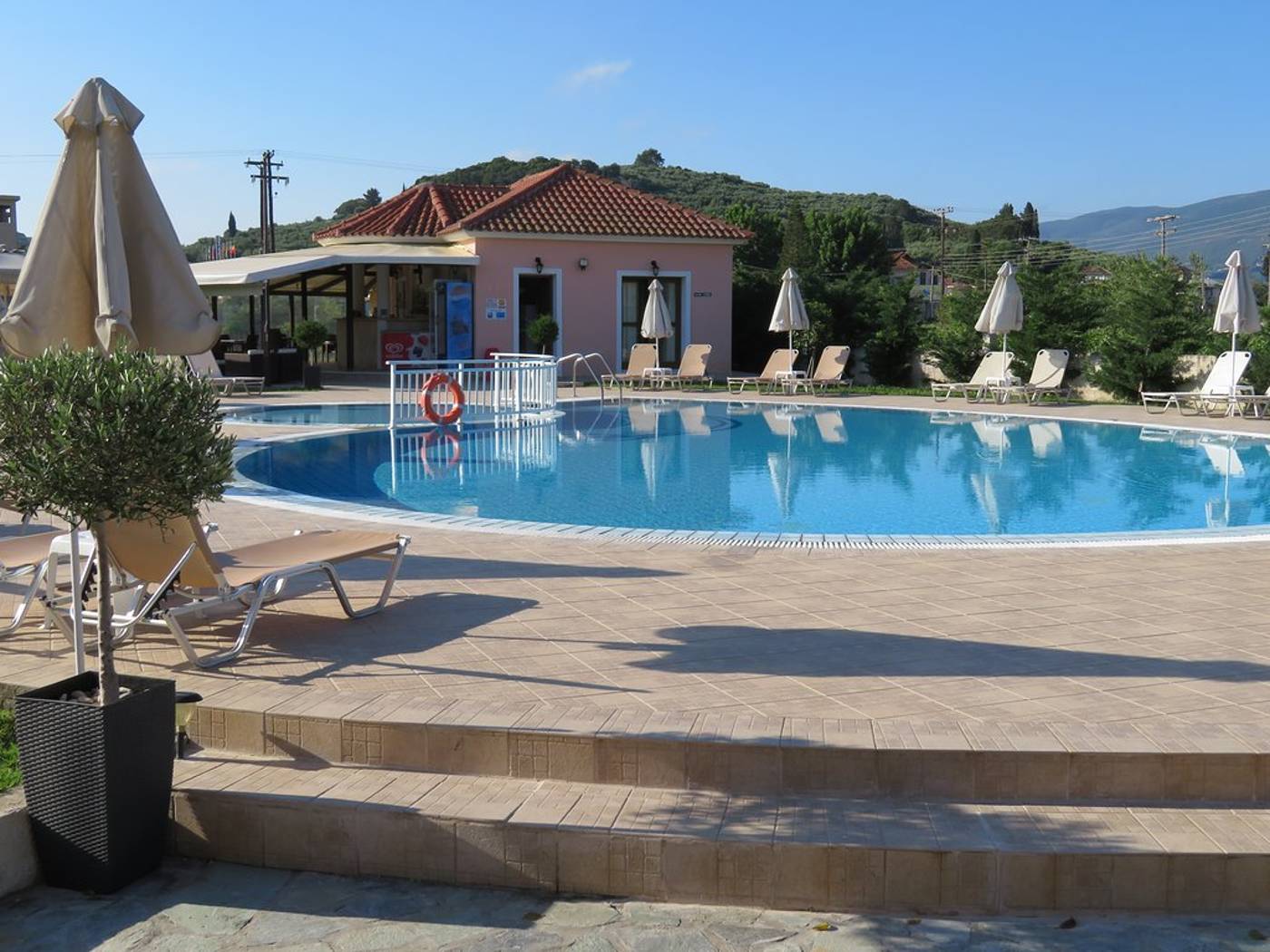 Eleni-s-Garden-Pool-5