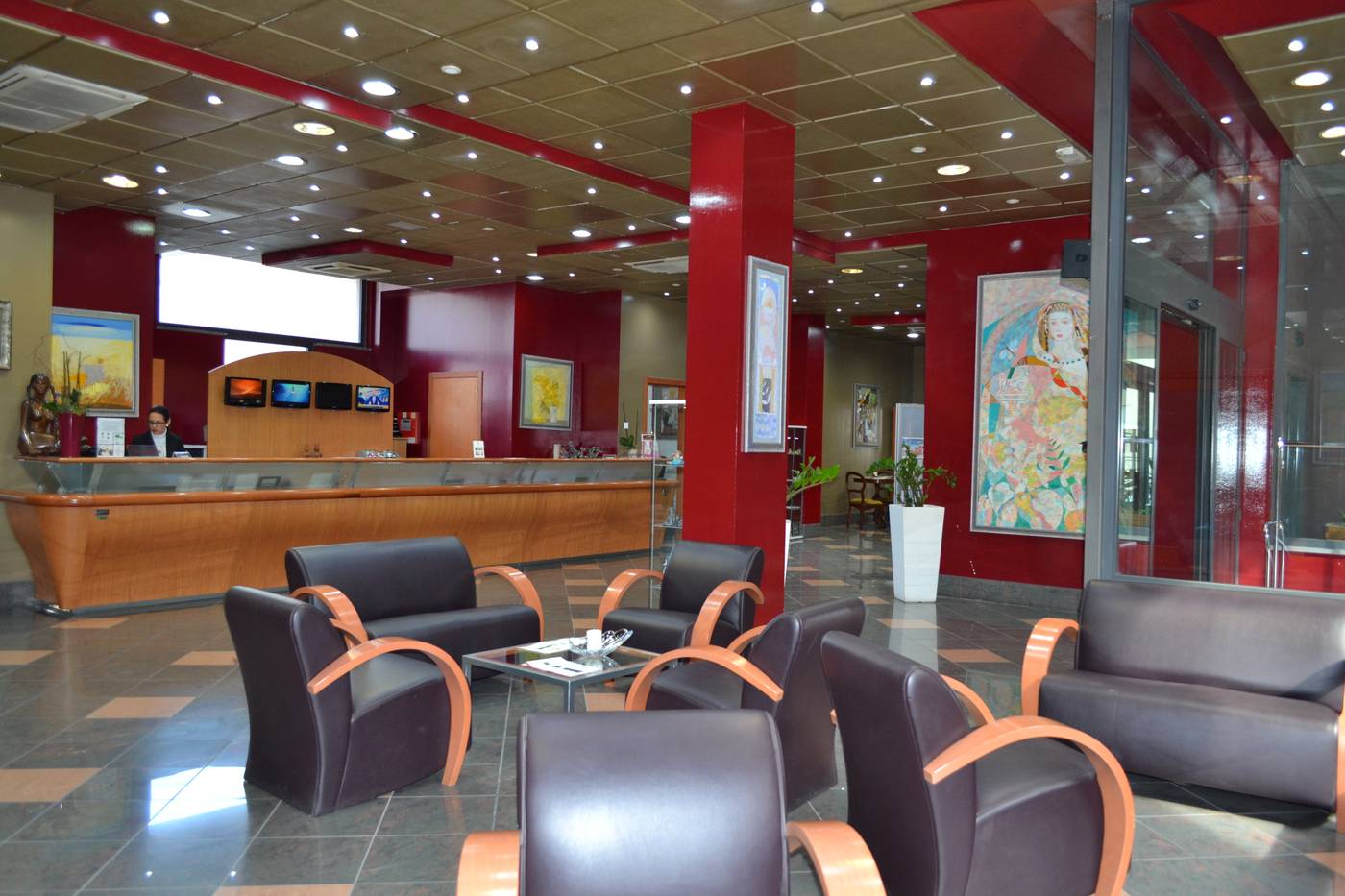 Marina-Palace-Hotel-Spa---Congress-Hall-Lobby-22