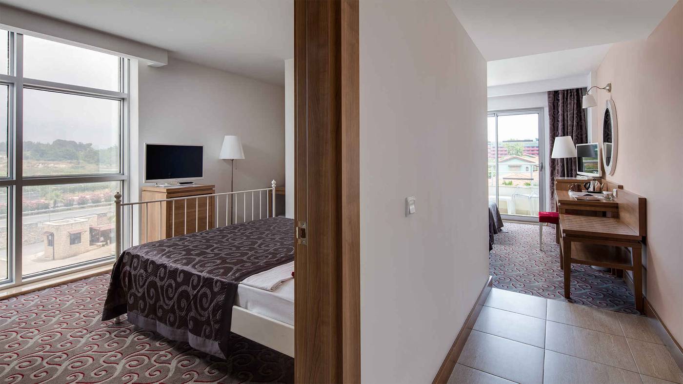 Galeri-Resort-Hotel-Room-21