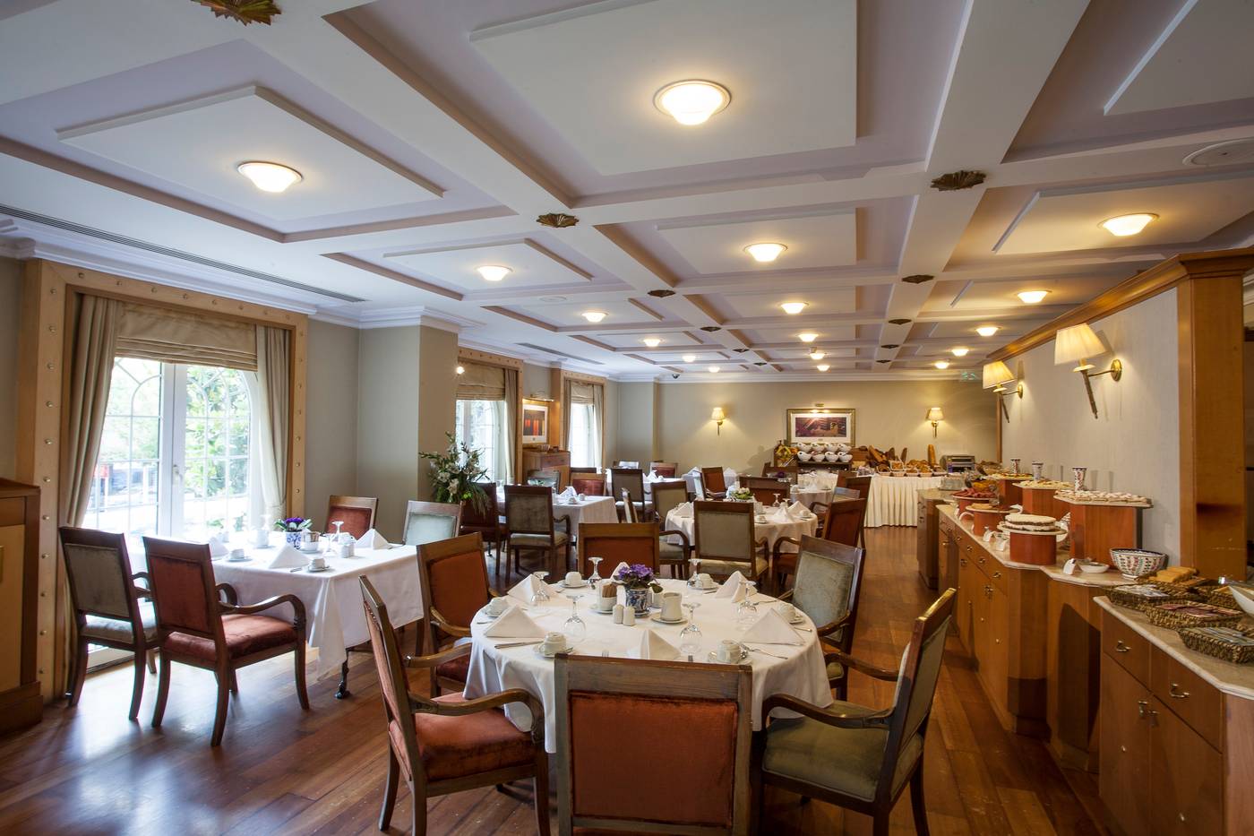 Eresin-Hotels-Sultanahmet-Restaurant-34