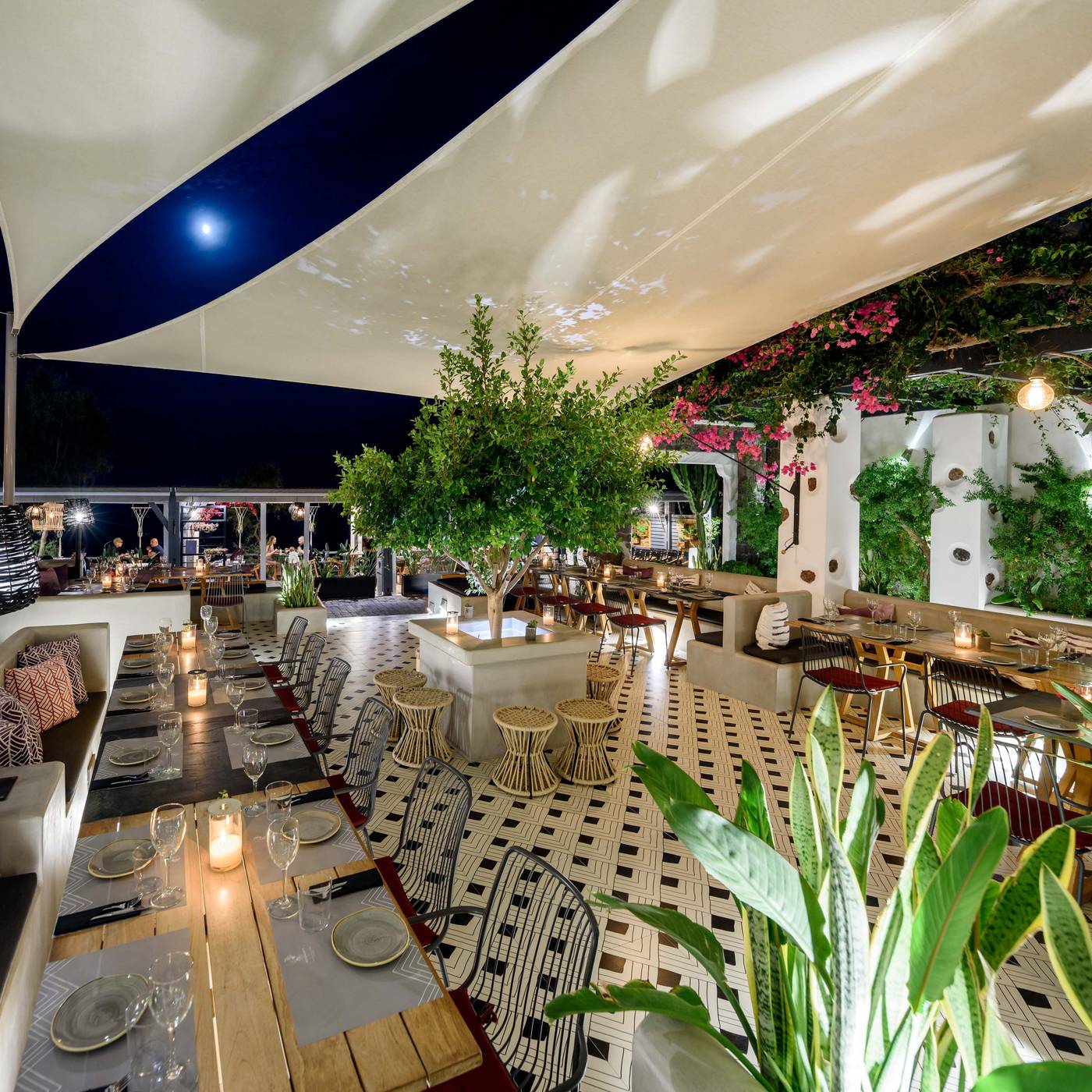 Afroditi-Venus-Restaurant-20