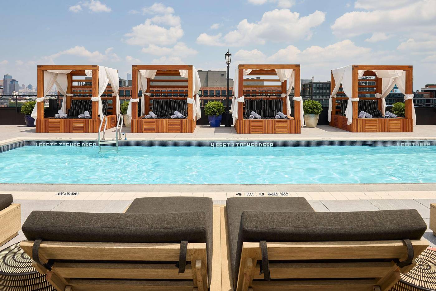 Arlo-Williamsburg-Pool-73