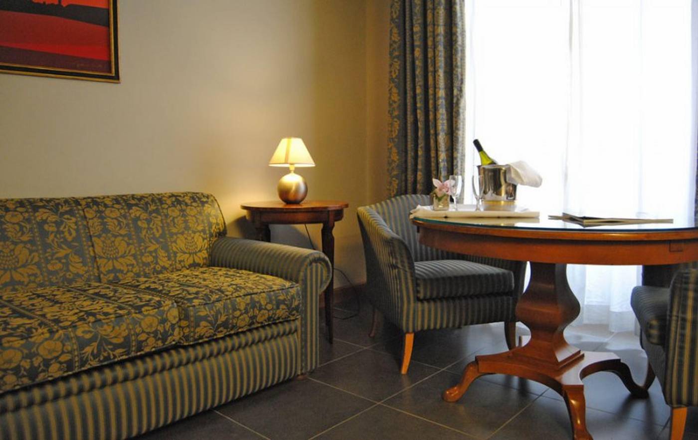 Diplomatic-Rome-Room-31
