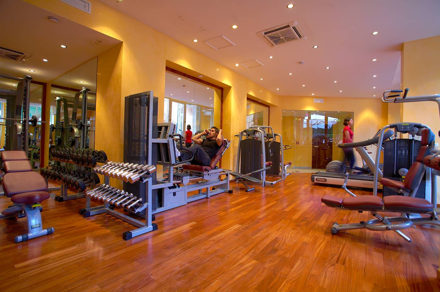 Hotel-Caparena---Wellness-Club-Sports-and-Entertainment-33