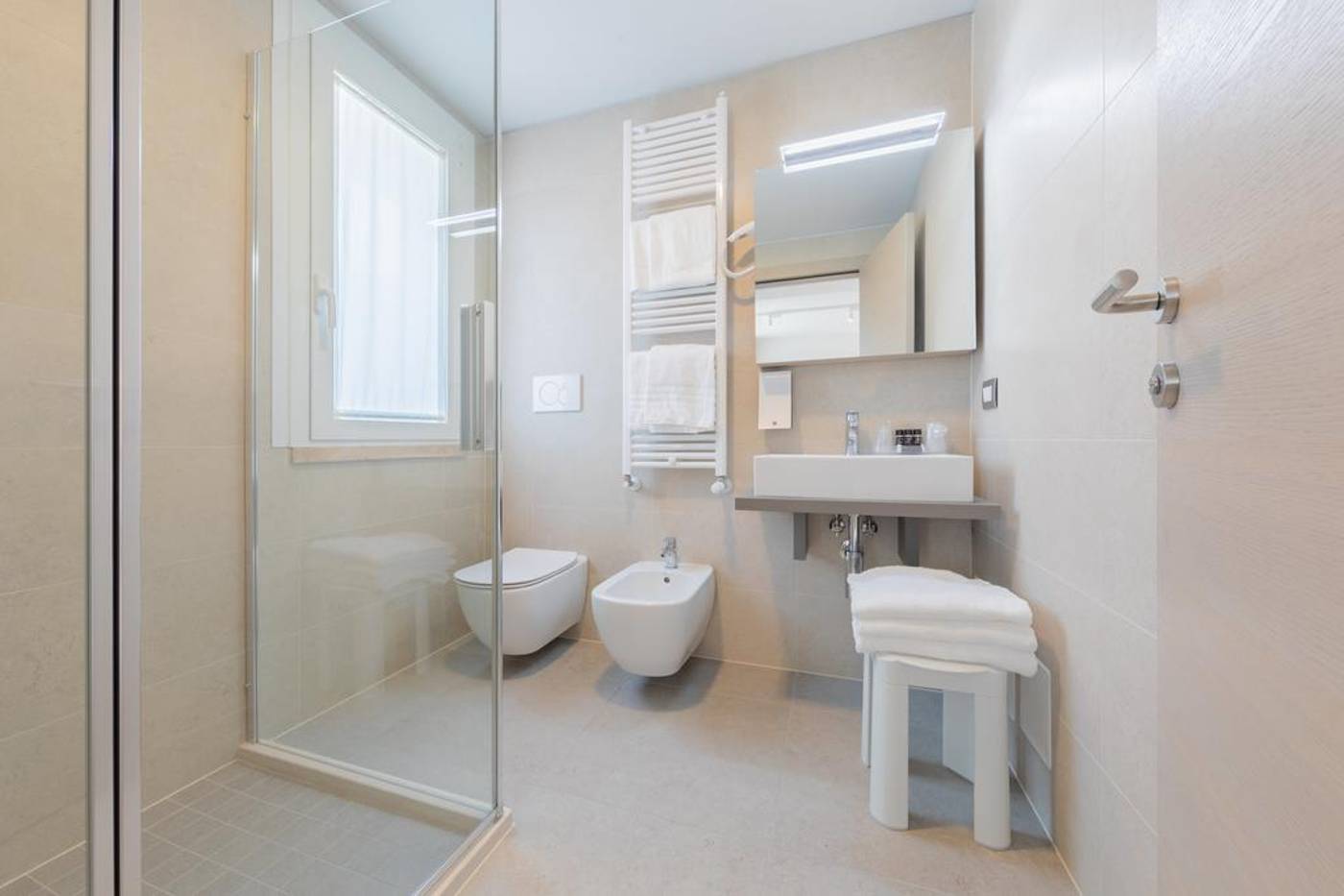 Hotel-Delfino-Room-32