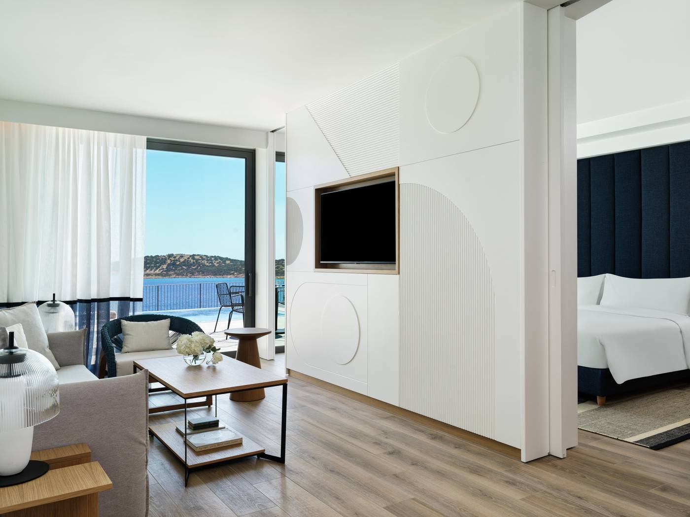 Avra-Collection-Hermes-Hotel-Room-13