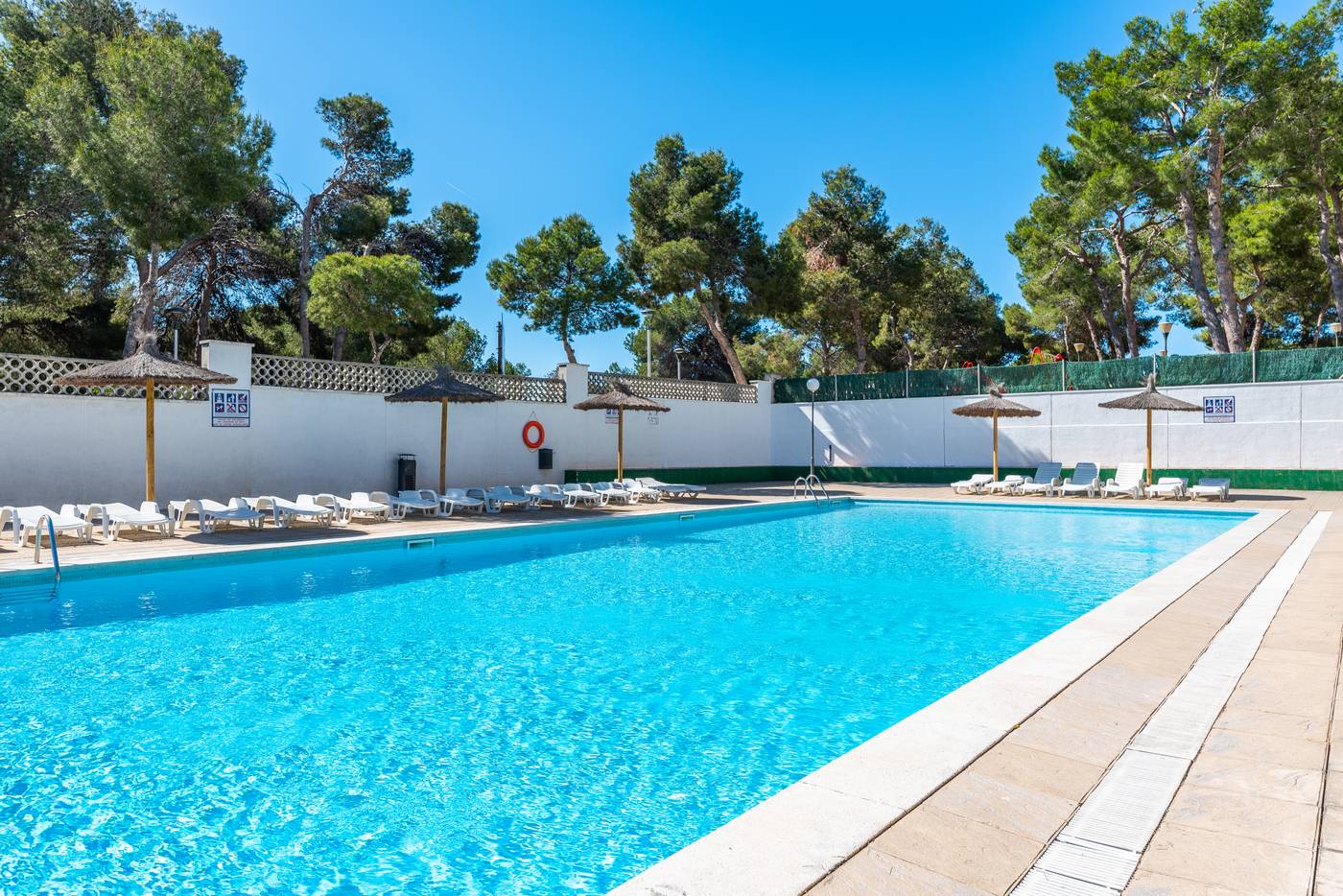 Salou-Pacific-Pool-3