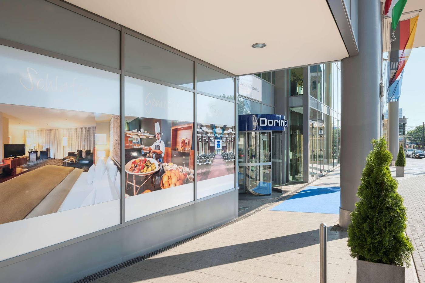 Dorint-Hotel-am-Heumarkt-Koln-General-view-3