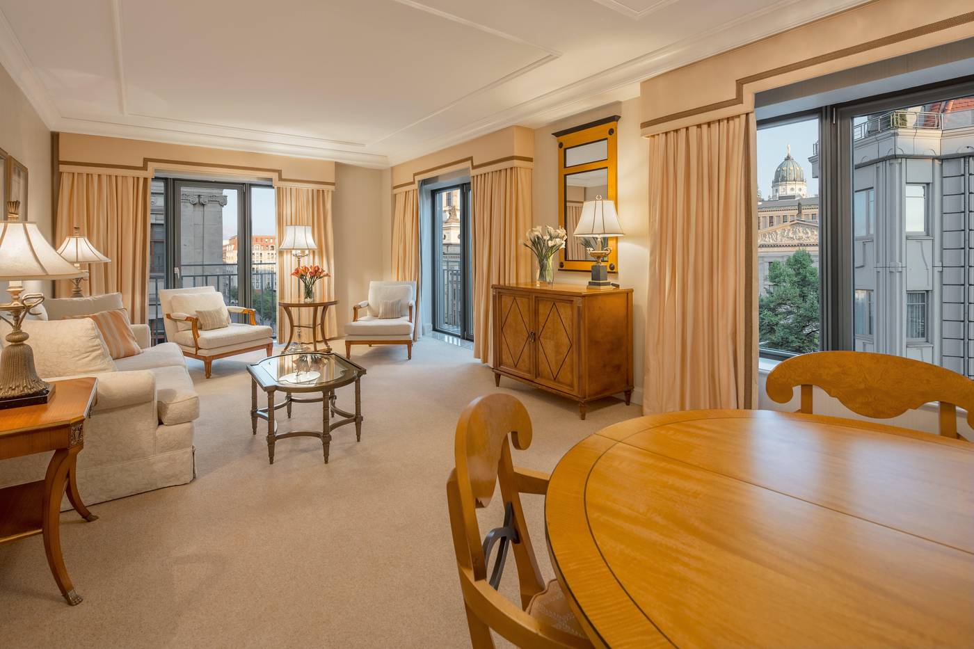 Regent-Berlin-Room-11