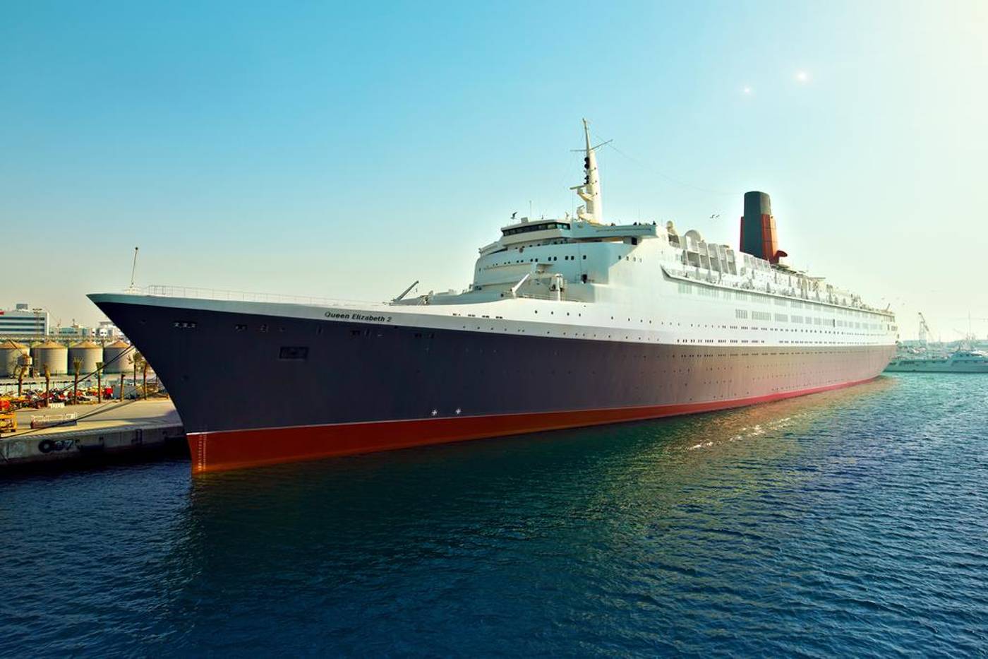 Queen Elizabeth 2 Hotel-United Arab Emirates-Dubai-General view-9