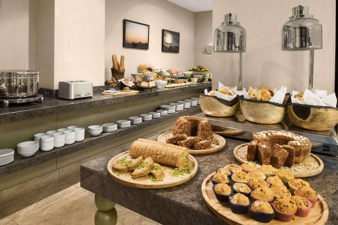 Ramada-Istanbul-Taksim-Restaurant-31