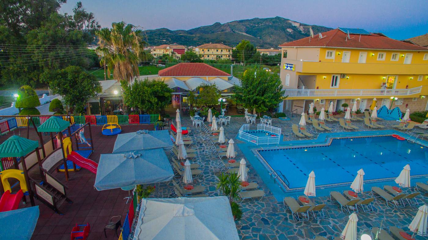 Macedonia-Pool-3
