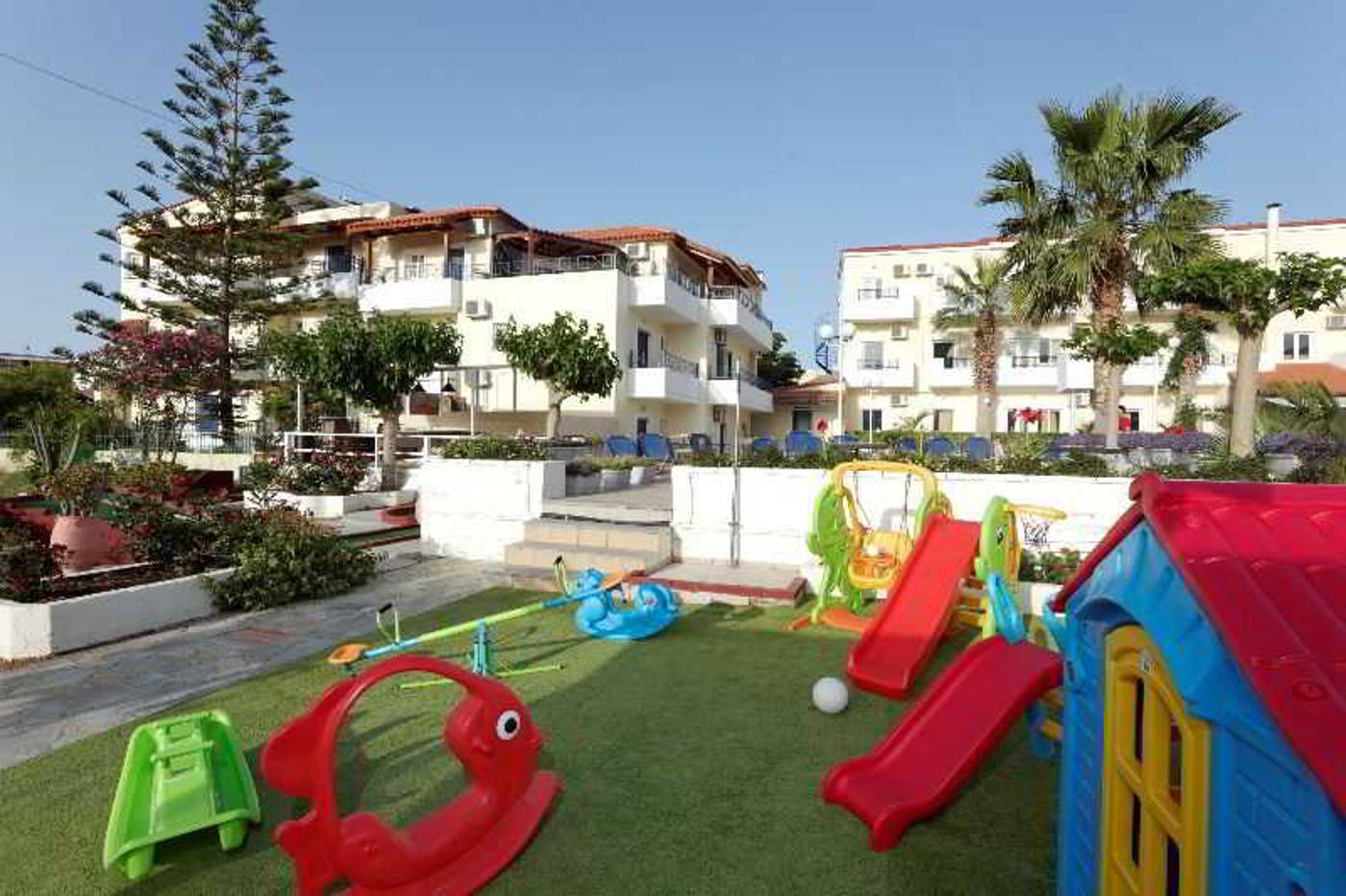 Philoxenia-Resort-Hotel-Malia-Sports-and-Entertainment-64
