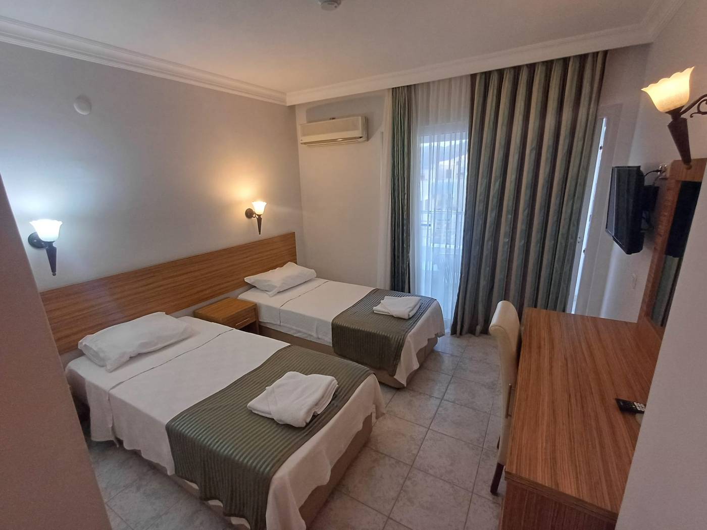 Mert Seaside Hotel