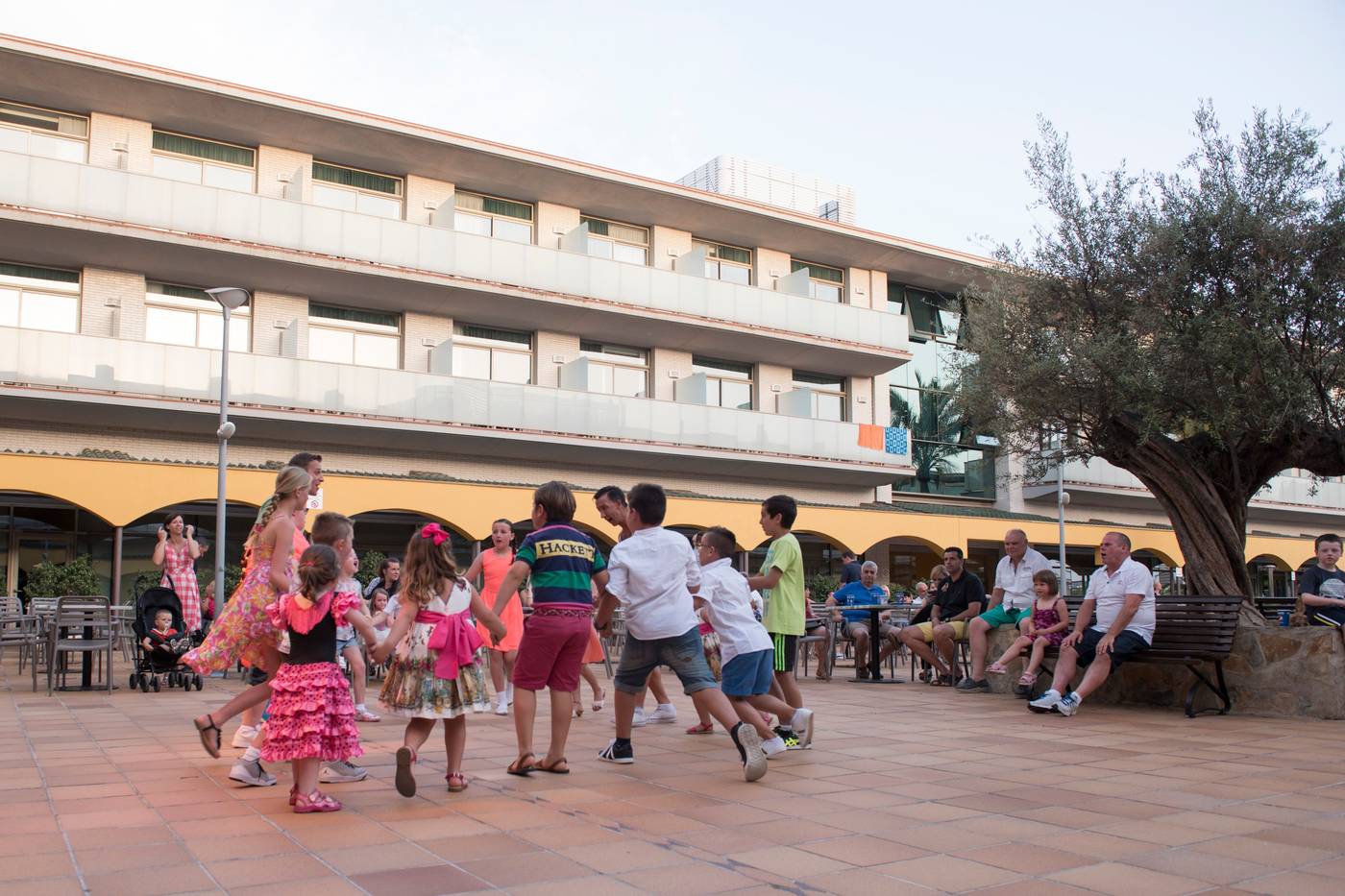 Mediterraneo-Benidorm-Hotel-Sports-and-Entertainment-18