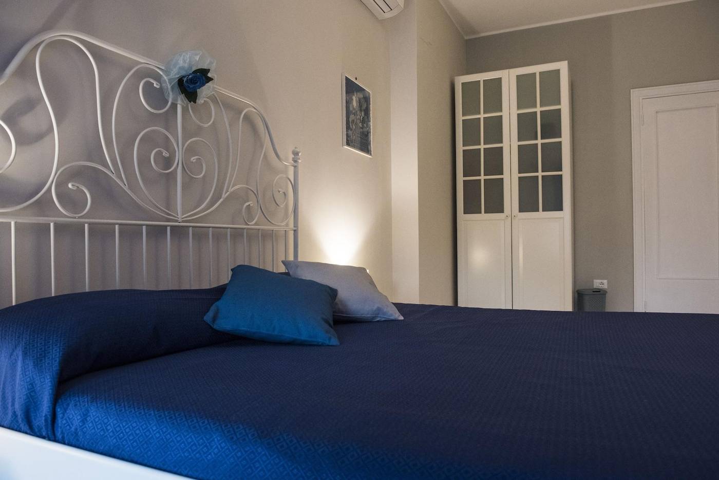 Authentic-Sweet-Home-Room-7