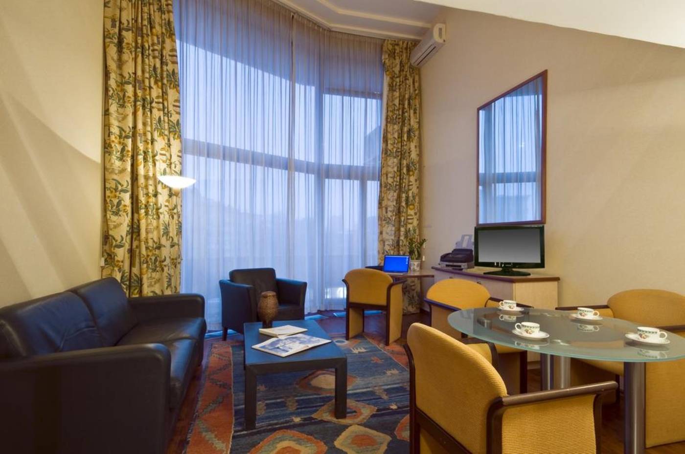 B-Aparthotel-Montgomery-Room-12