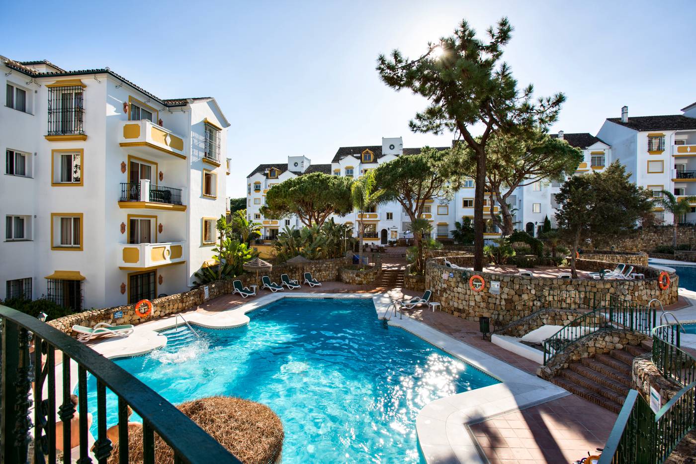 Ona-Alanda-Club-Marbella-Pool-2