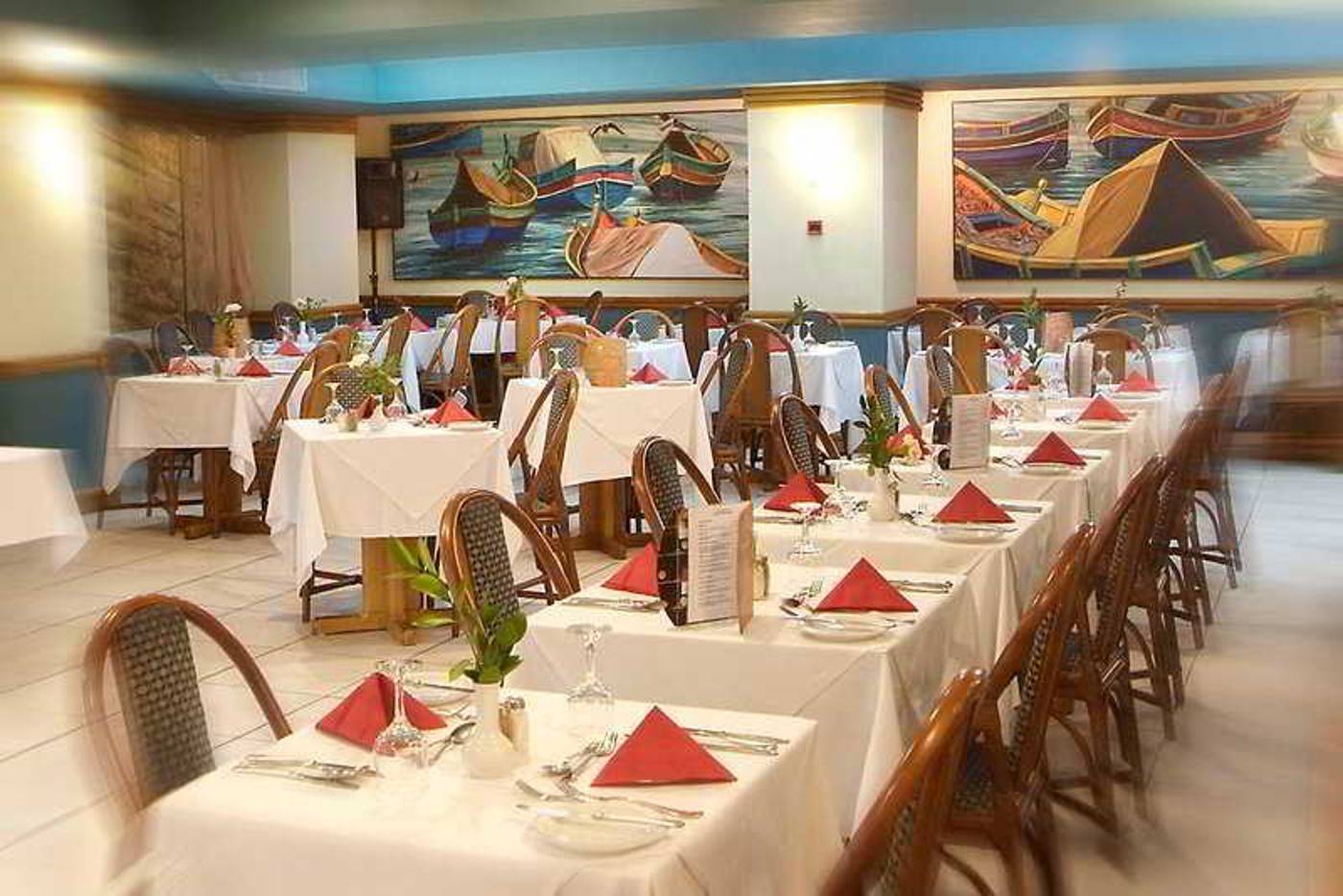 Diplomat-Restaurant-48