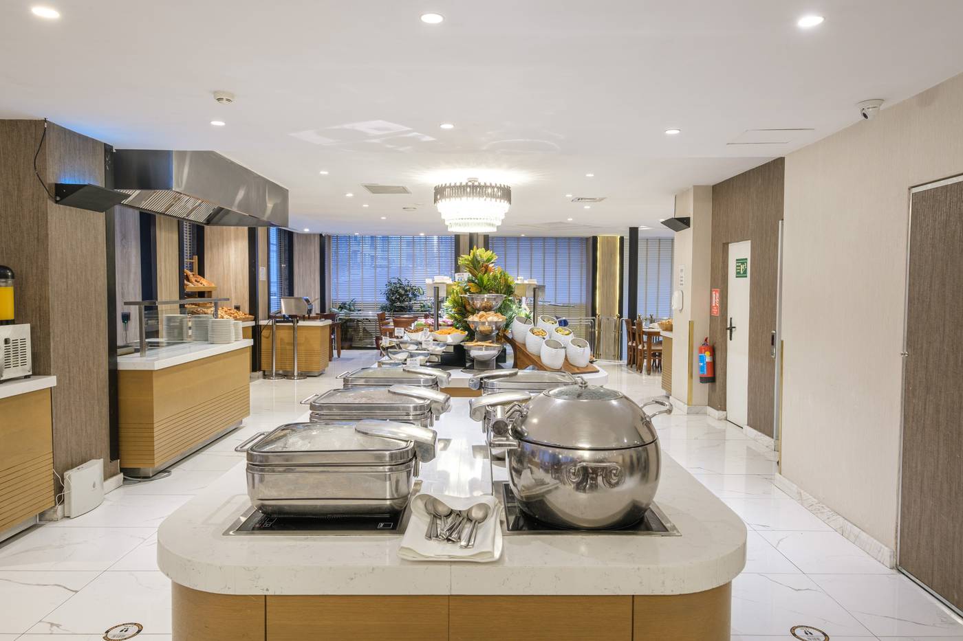 Golden-Age-Restaurant-47