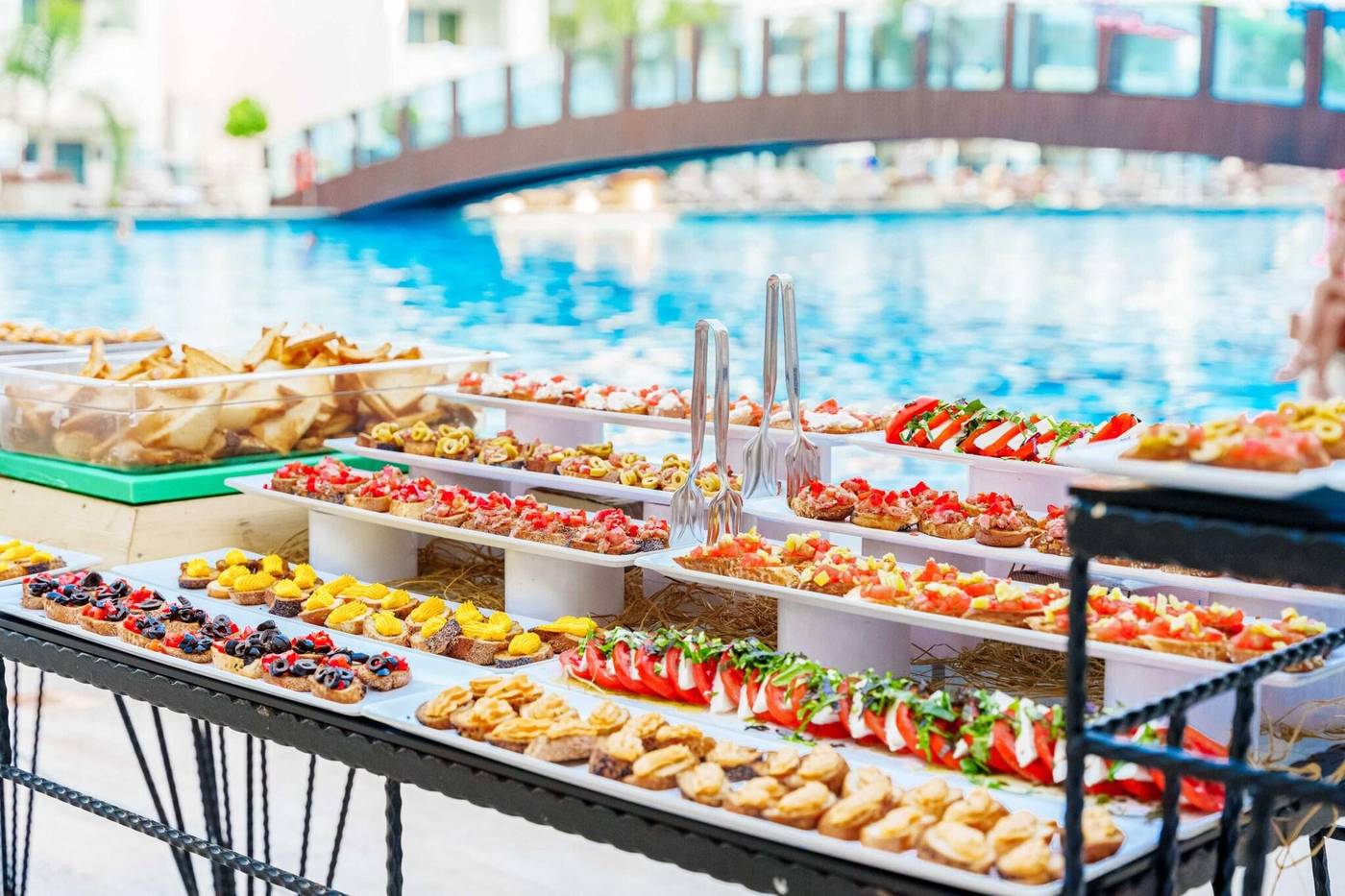 Side-Premium-Pool-24