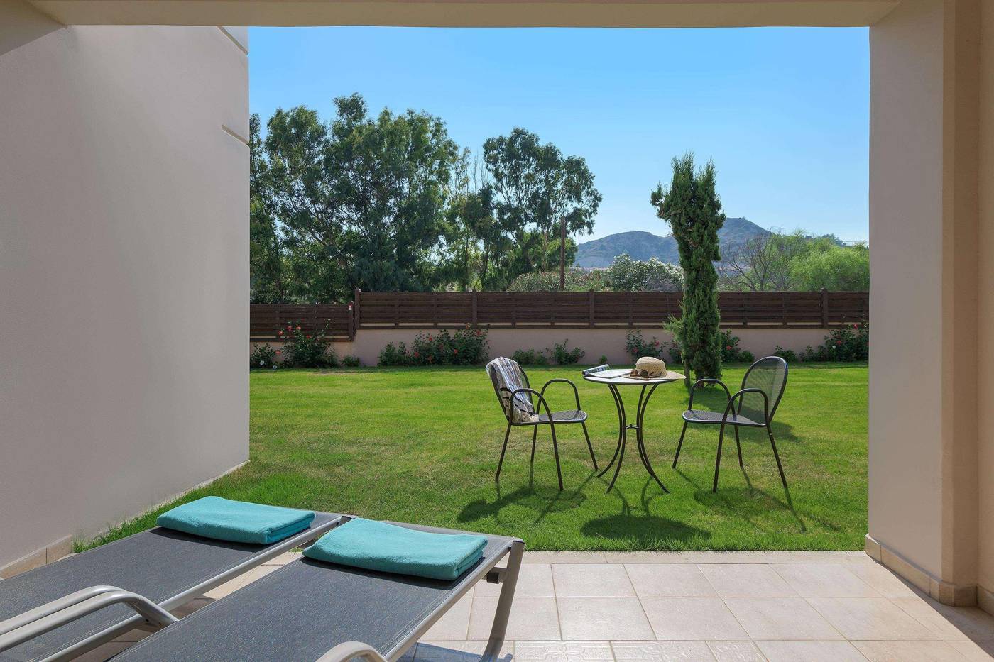 La-Marquise-Luxury-Resort-Complex-Room-19