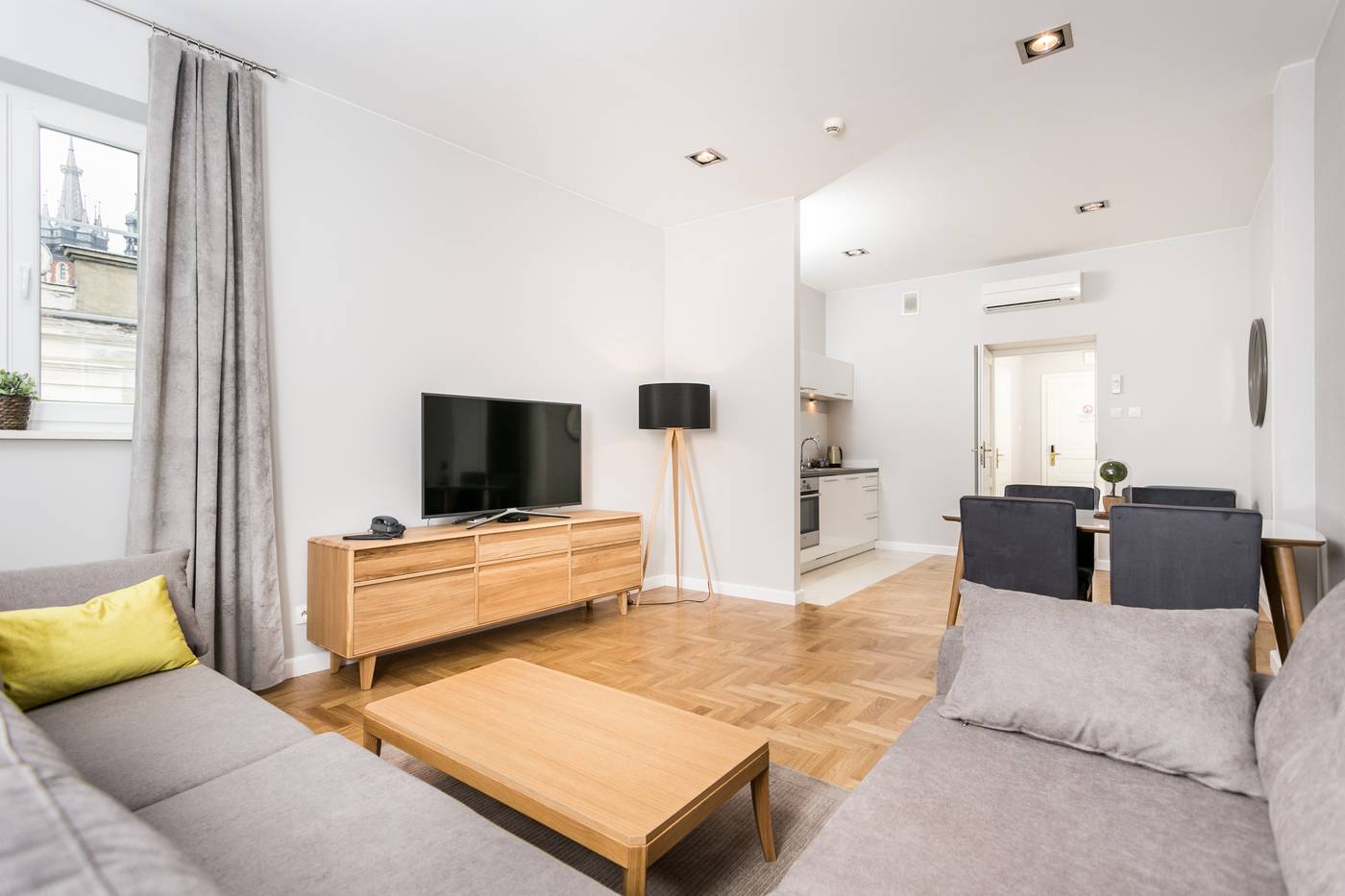 Venetian-House-Market-Square-Aparthotel-Room-55