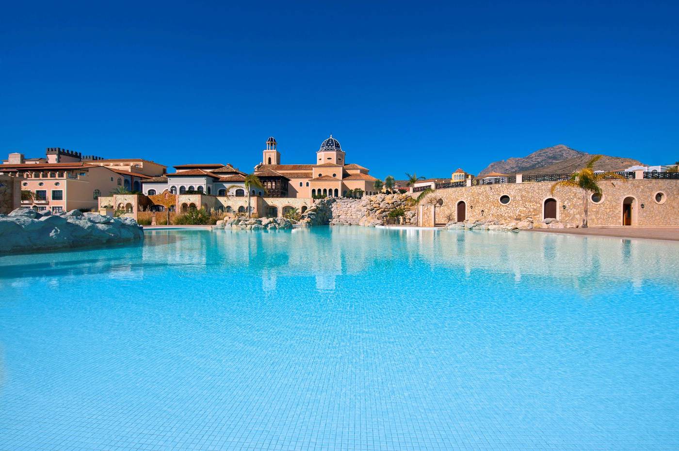 Melia-Villaitana-Pool-5