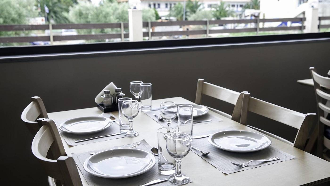 Simeon-Hotel-Restaurant-25