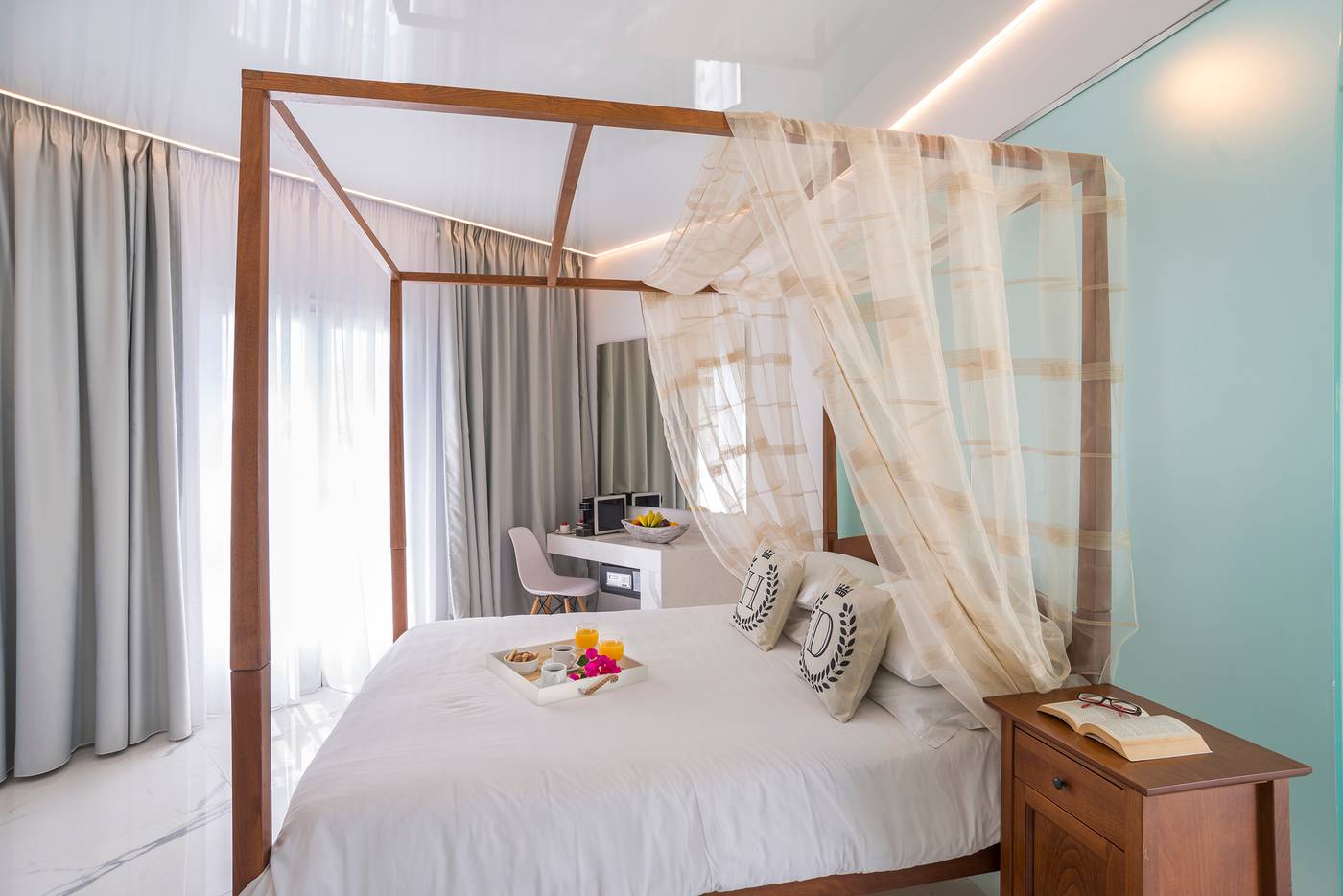 Dionysos-Luxury-Hotel-Mykonos-Room-24