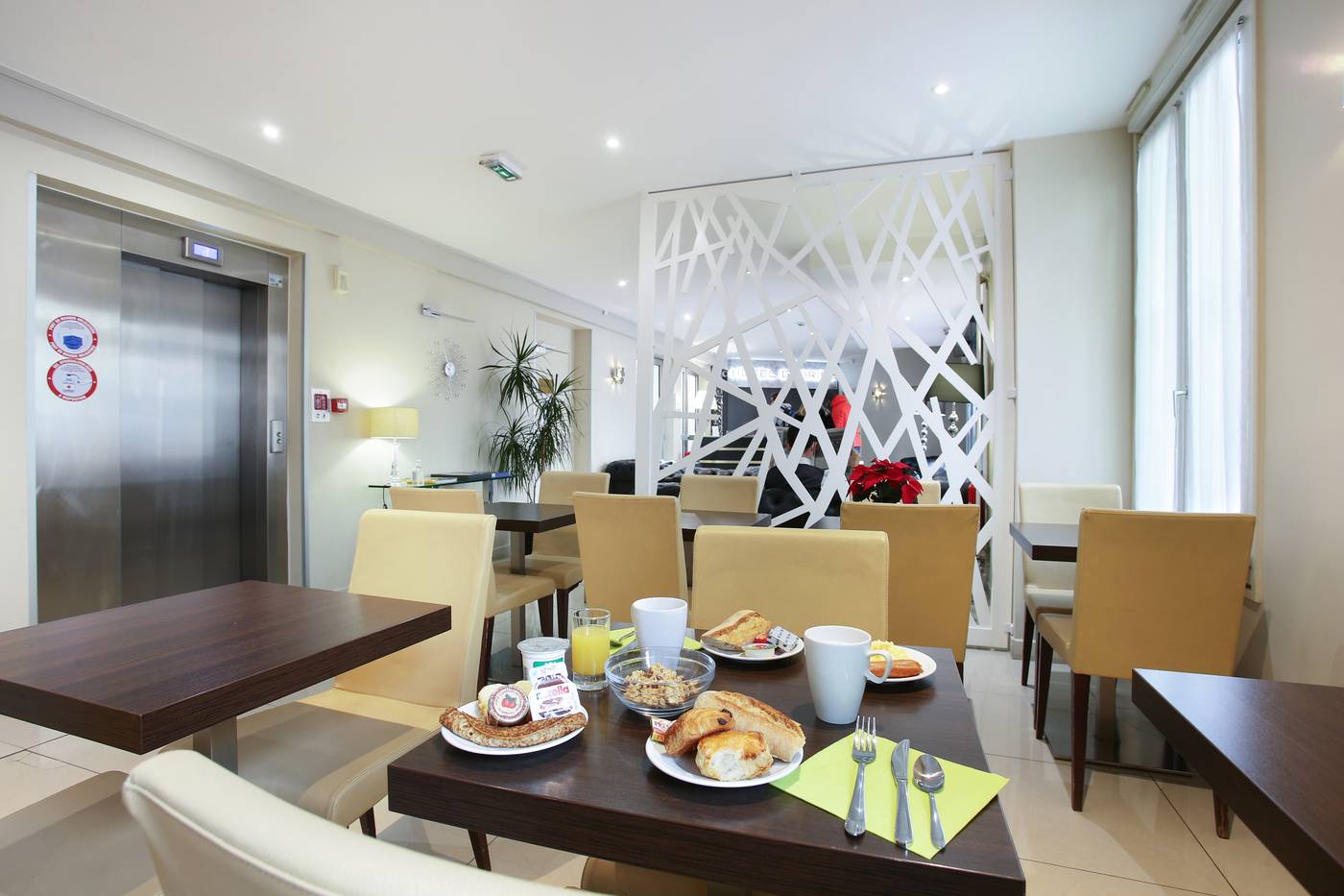 Hotel-Gabriel-Issy-General-view-3