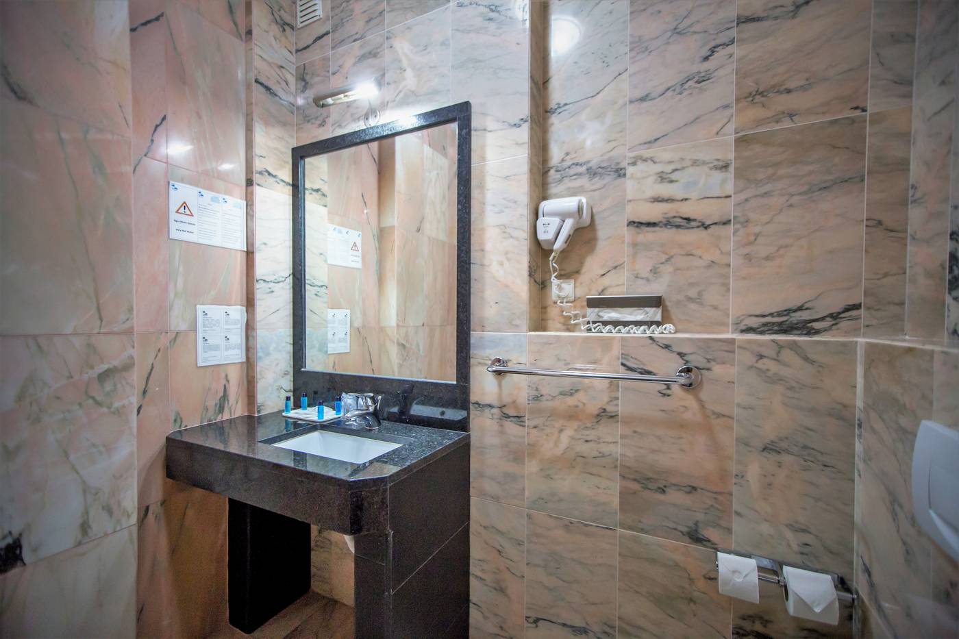 Hotel-Maritur---Adult-Only-Room-37