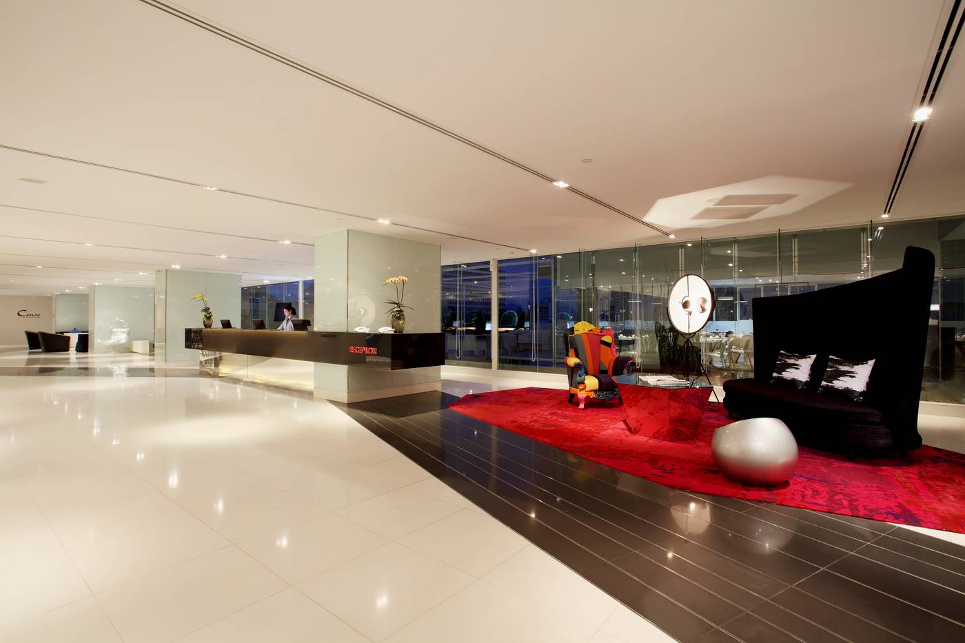 Centara-Watergate-Pavilion-Hotel-Bangkok-Lobby-13