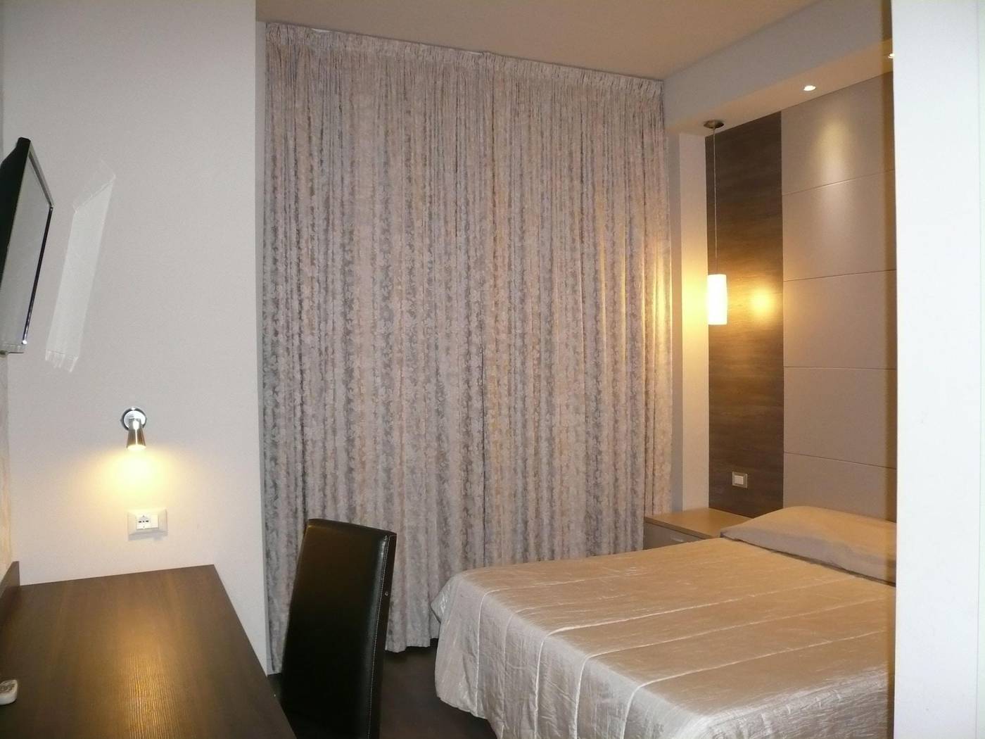 Hotel-Europa-Room-10