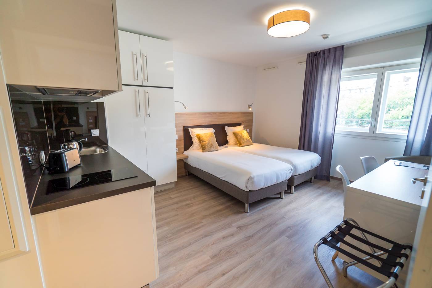 All-Suites-Choisy-Le-Roi-Room-5