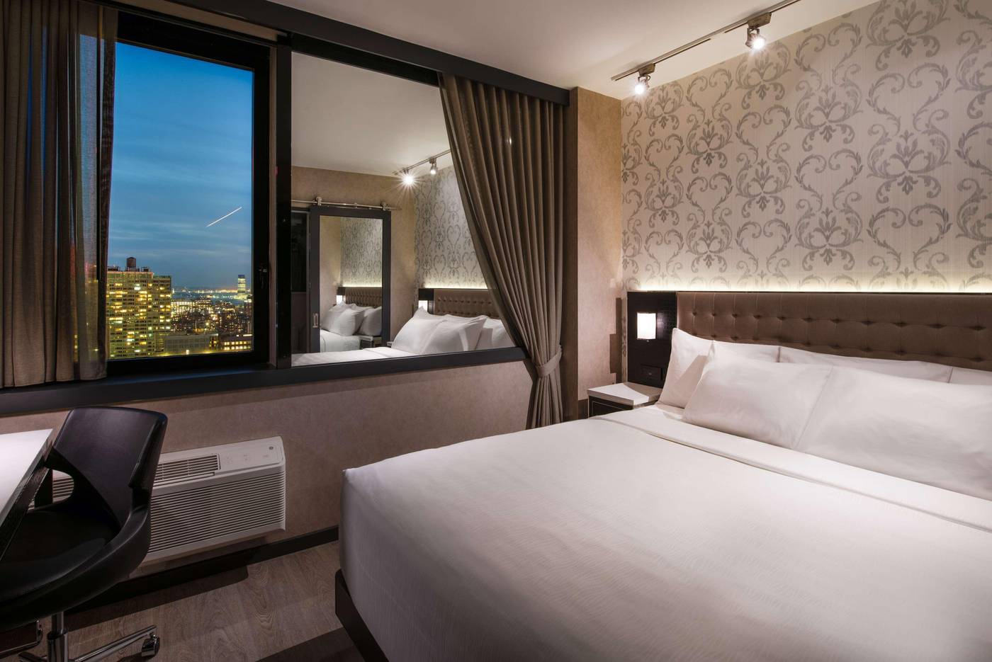 Aliz-Hotel-Times-Square-Room-6