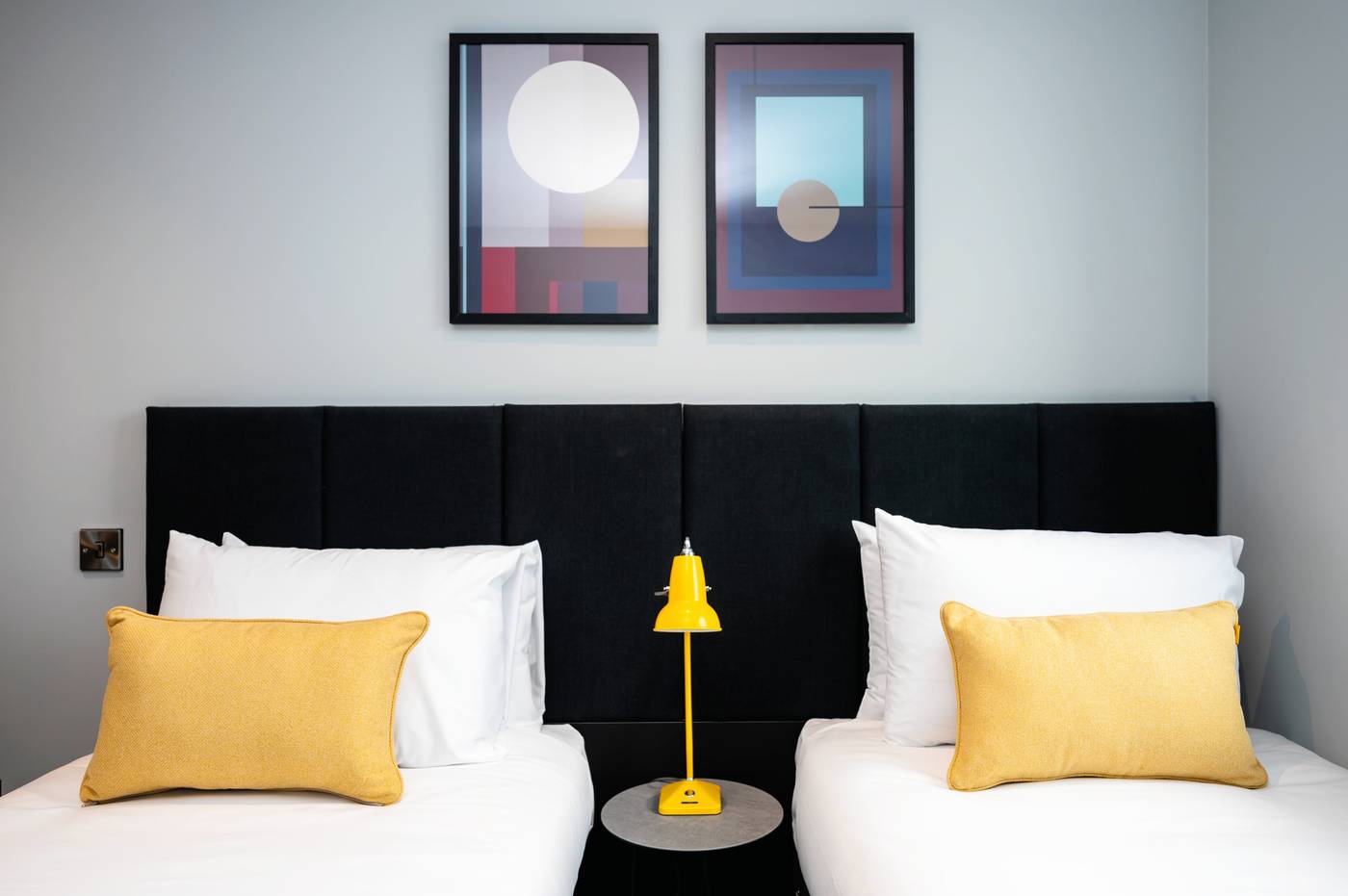 Staycity-Aparthotels-Tivoli-Room-45