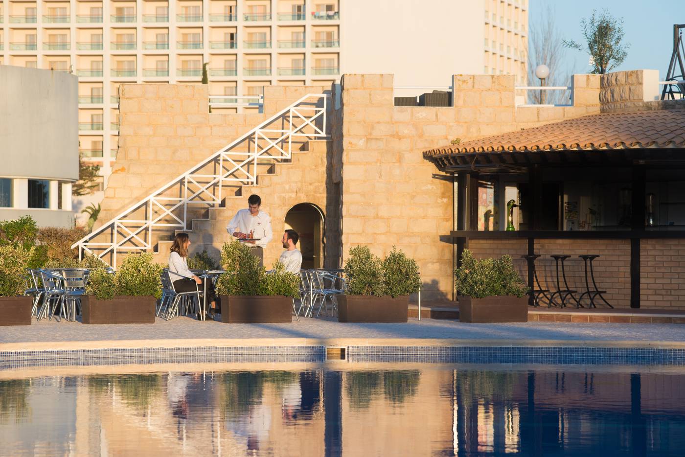 Vila-Gale-Ampalius-Pool-7