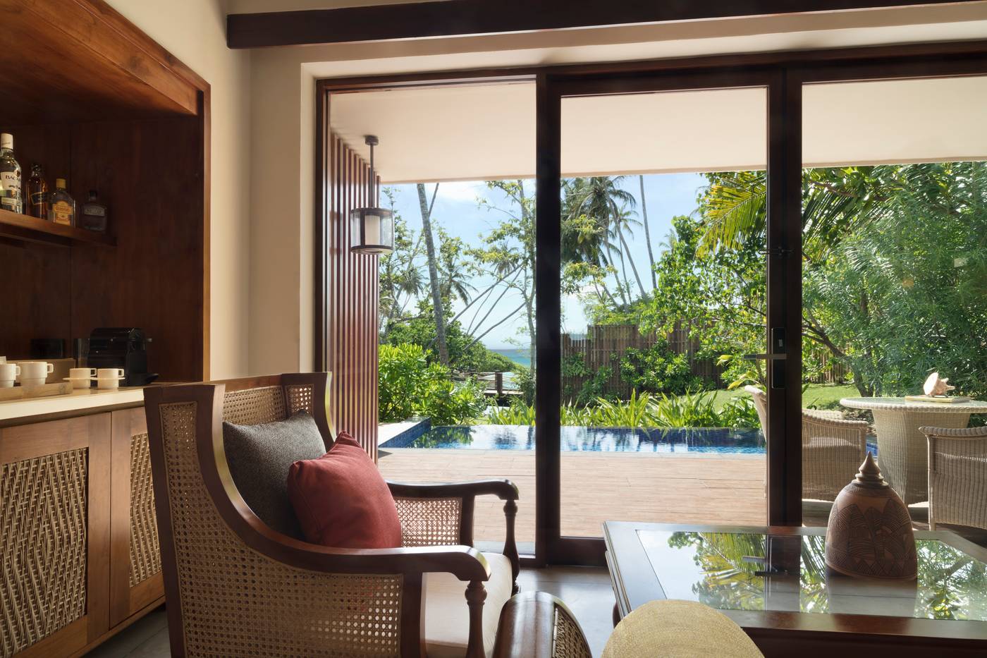 Anantara-Peace-Haven-Tangalle-Resort-Room-28