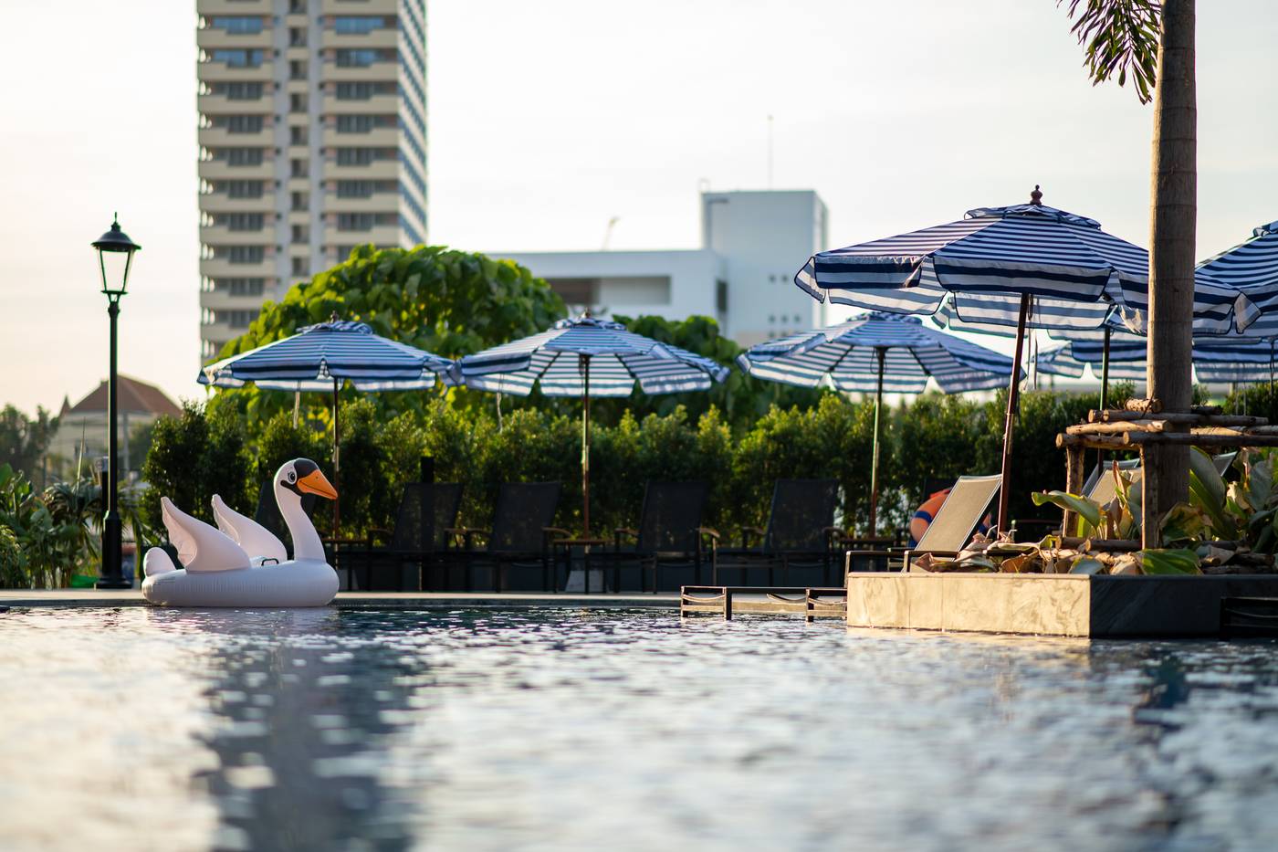 Centara-Sawaddi-Patong-Resort-Pool-10