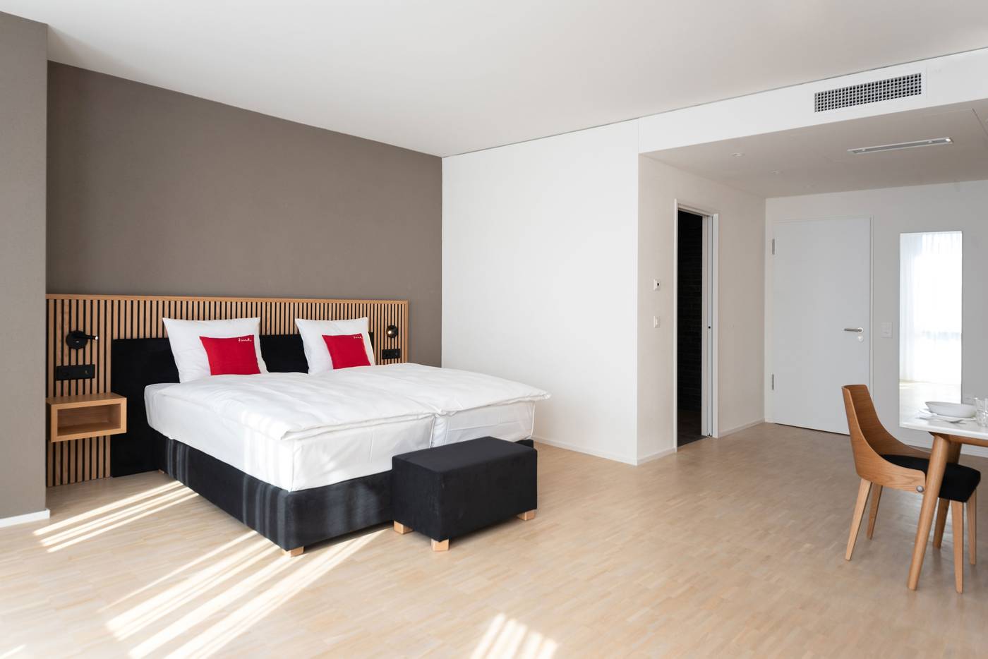 Tailormade Hotel Bab-Switzerland-Bachenbülach-Room-5