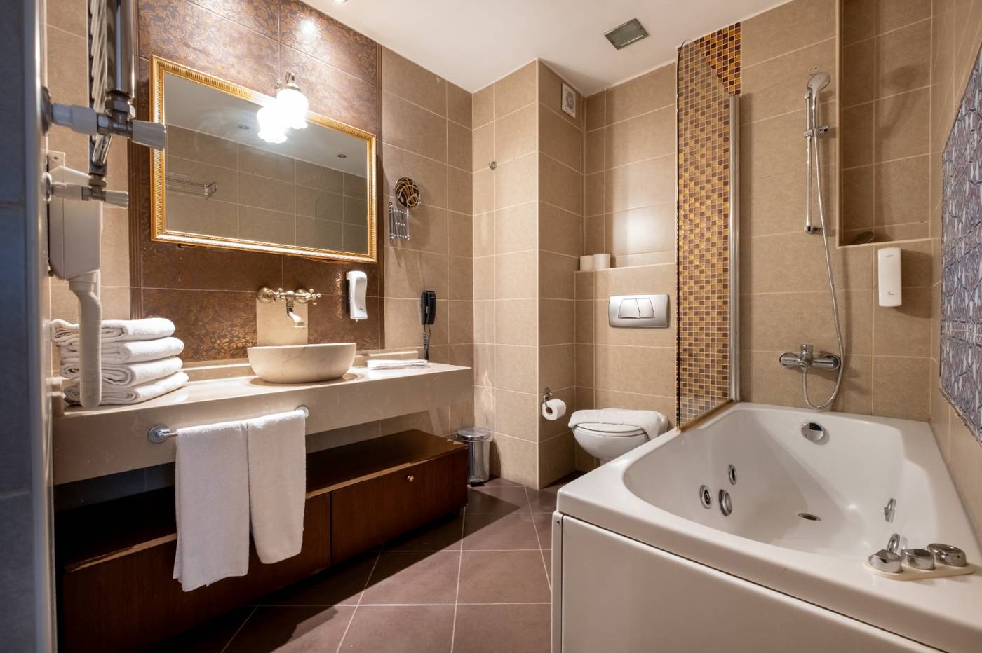 Mangana-Konak-Room-13