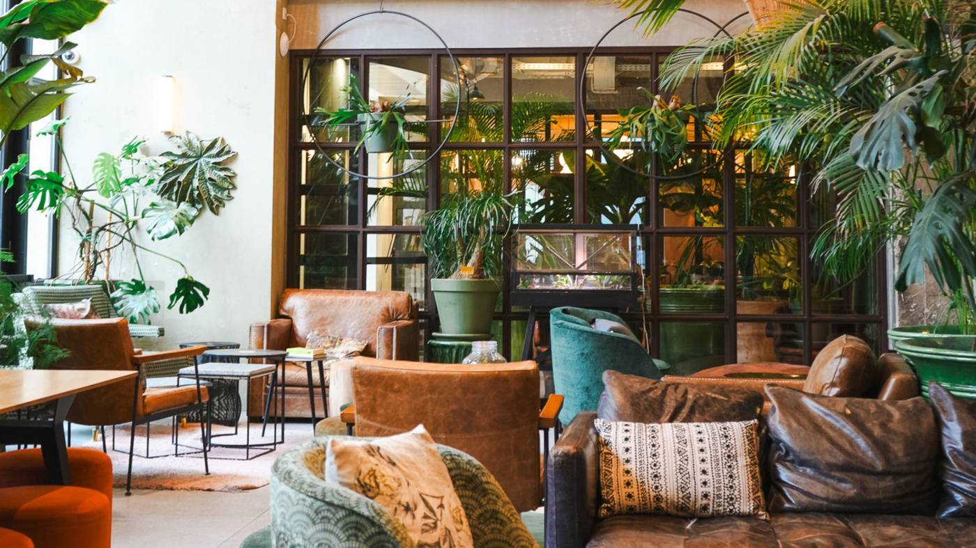 Hotel-Indigo-Brussels-City-Bar-19