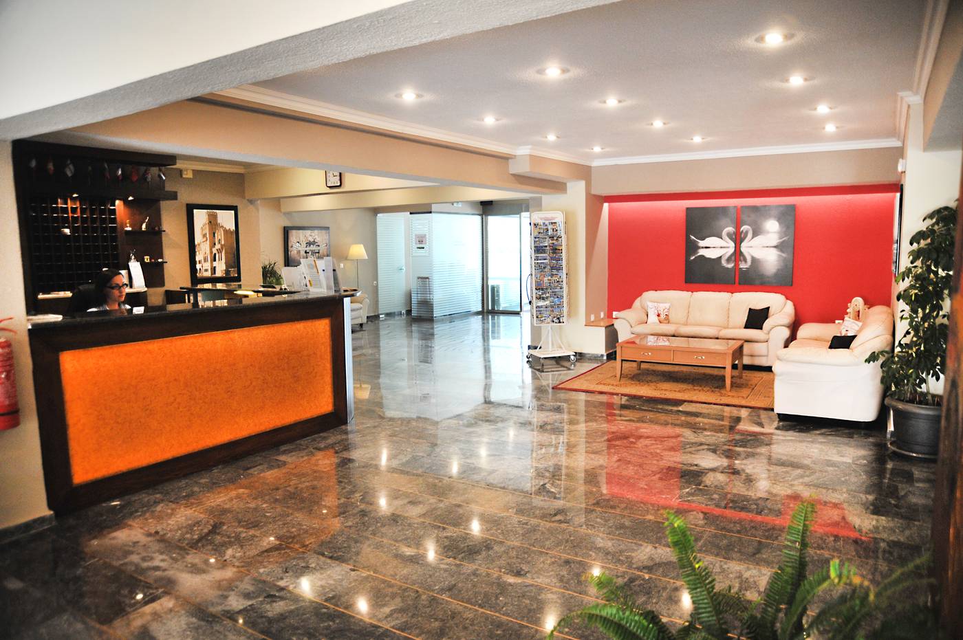 Santa-Marina-Hotel-Apartaments-Lobby-39