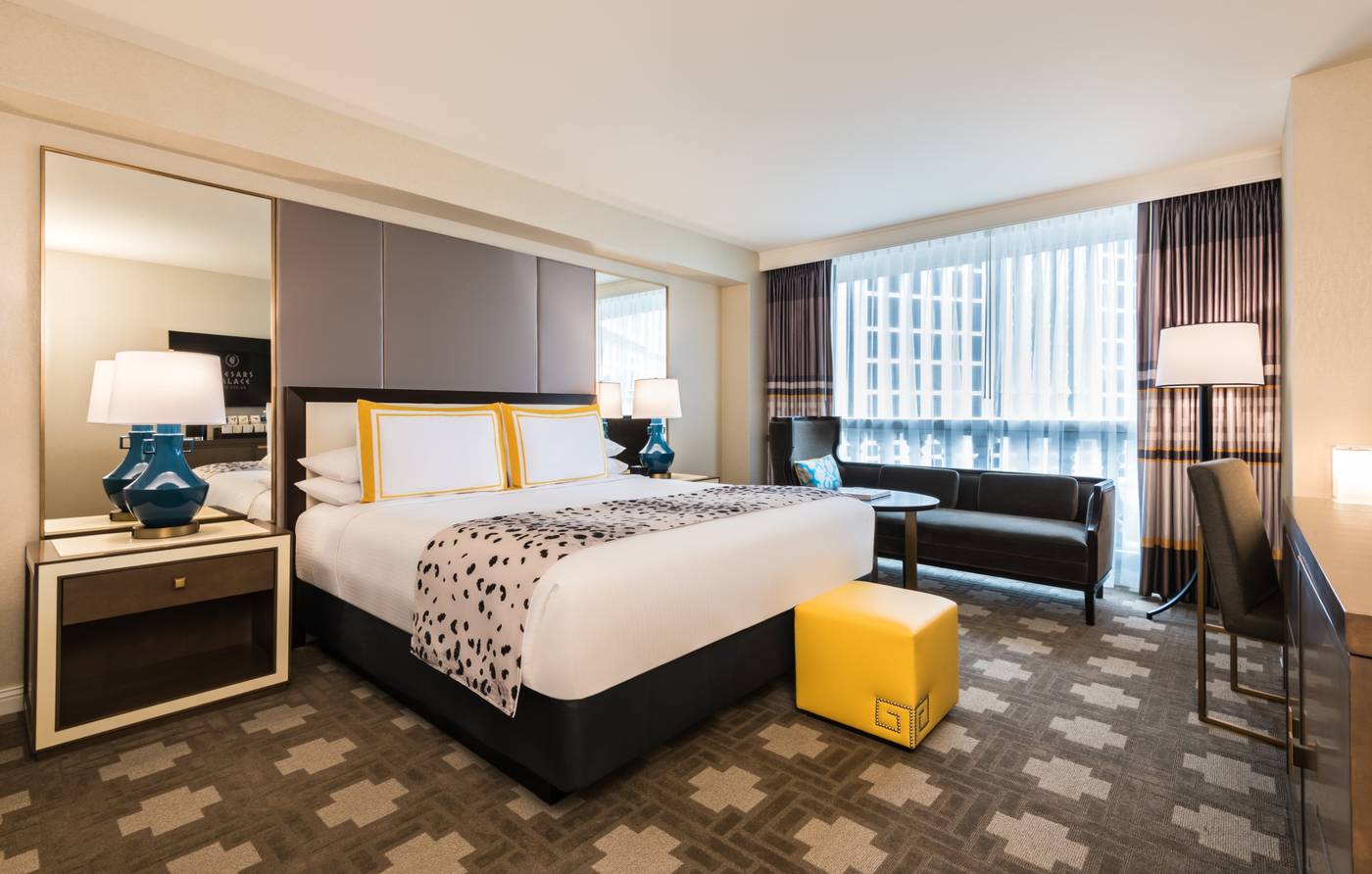 Caesars-Palace-Room-34