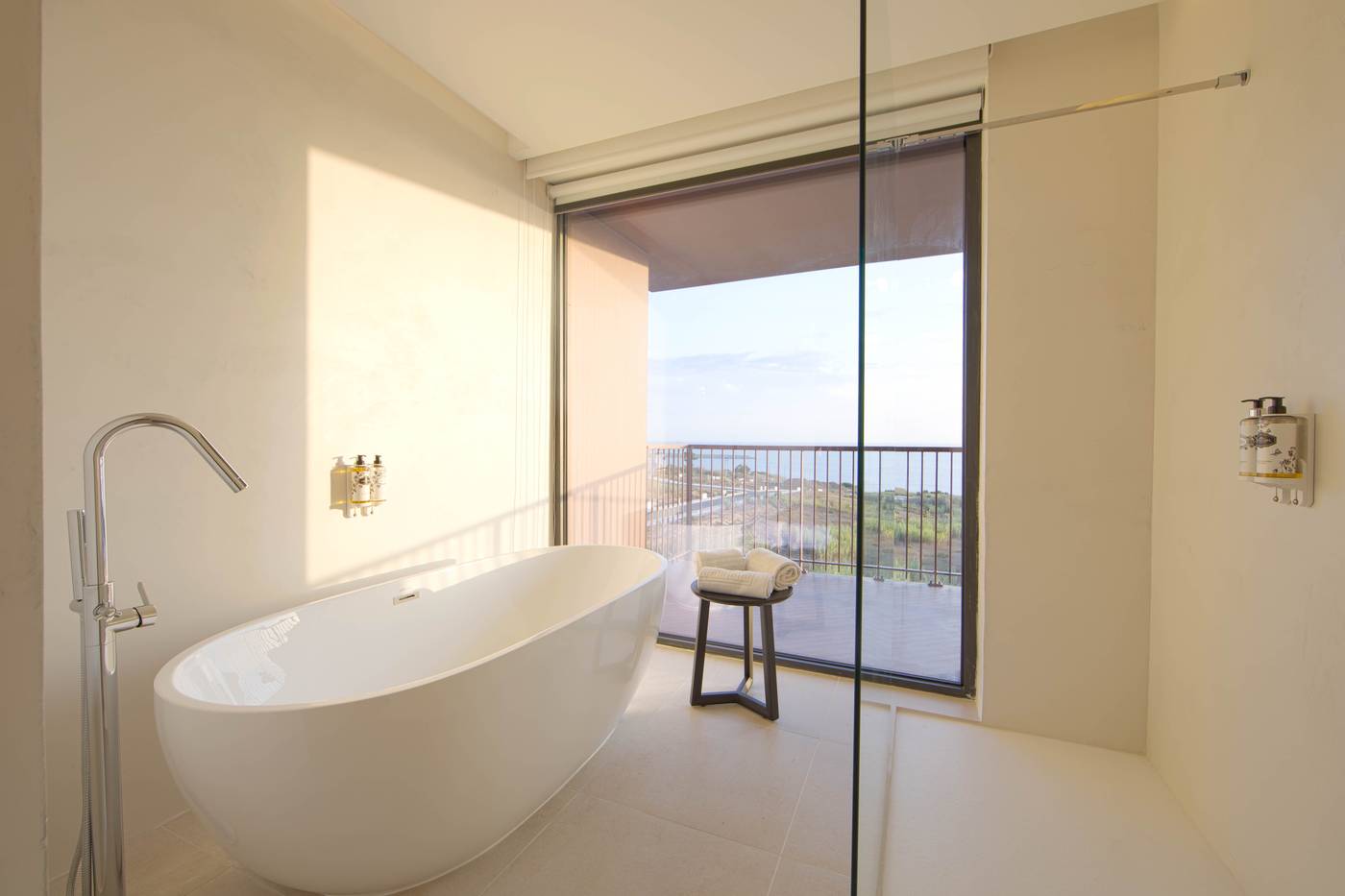Sines-Sea-View-Business-and-Leisure-Hotel-Room-24