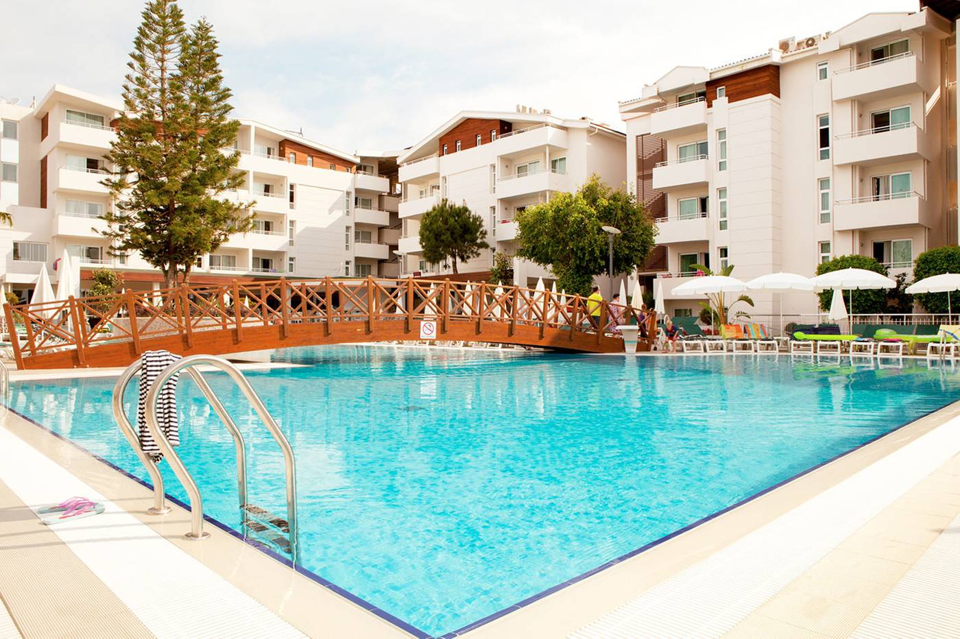 Side Resort Hotel